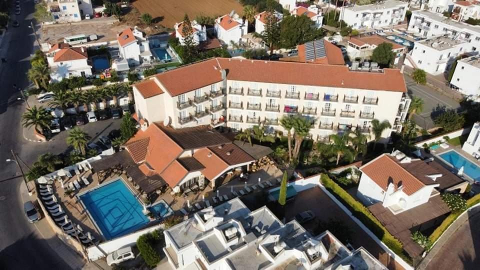 Anais Bay Hotel Protarász Kültér fotó
