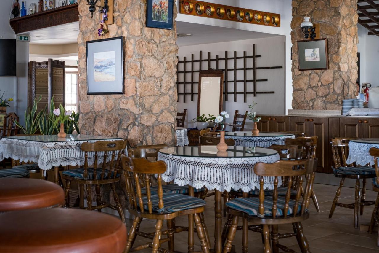 Anais Bay Hotel Protarász Kültér fotó