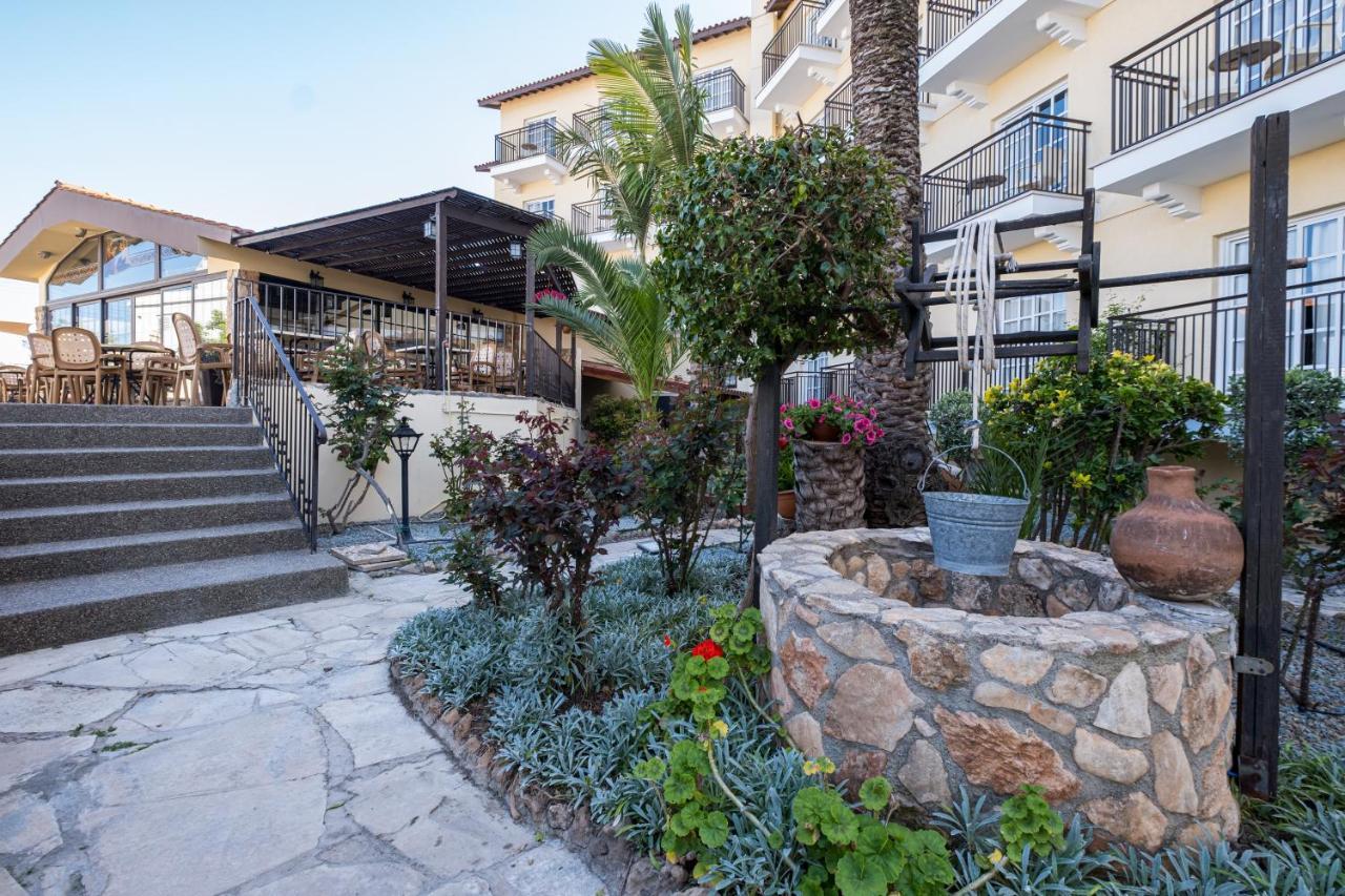 Anais Bay Hotel Protarász Kültér fotó
