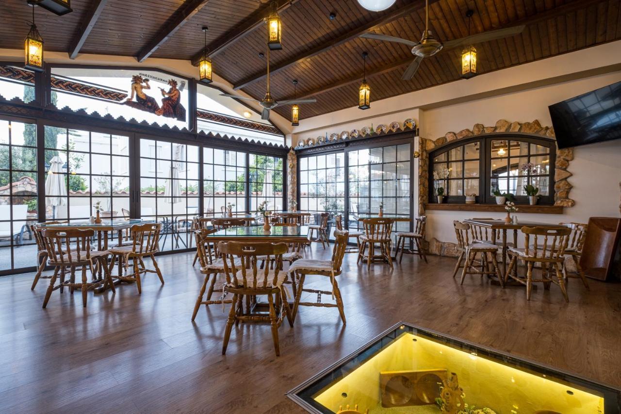 Anais Bay Hotel Protarász Kültér fotó