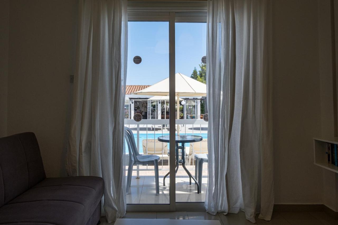 Anais Bay Hotel Protarász Kültér fotó